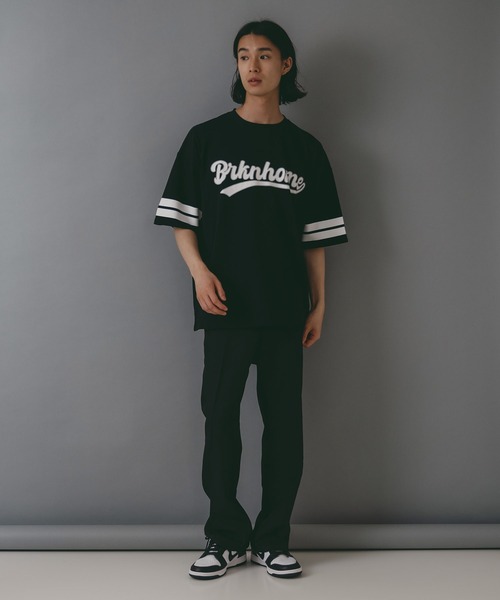 brknhome(ブロークンホーム)の「【brknhome/ブロークンホーム】袖ライン ベースボールロゴ Tシャツ(Tシャツ/カットソー・メンズ・ブラック/ホワイト/パープル・MEDIUM/LARGE)」の12枚目の写真