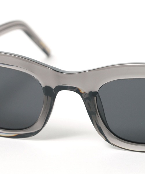 A.Kjaerbede（エキアビド）の「【HEREIAM】A.KJAERBEDE(エキアビド)／サングラス（LANE）（サングラス・レディース・ナチュラル/グレー・FREE）」の20枚目の写真