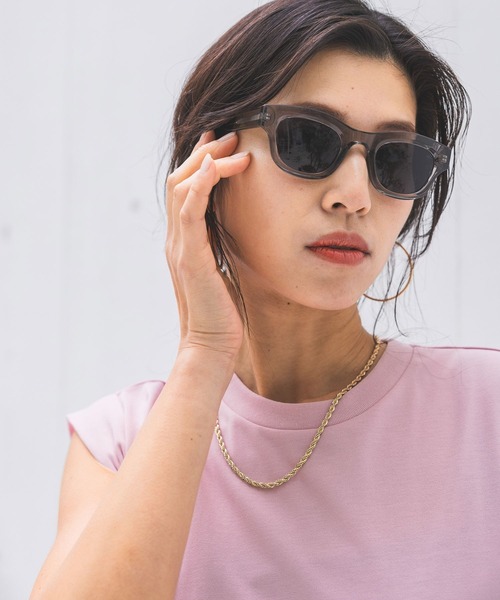 A.Kjaerbede（エキアビド）の「【HEREIAM】A.KJAERBEDE(エキアビド)／サングラス（LANE）（サングラス・レディース・ナチュラル/グレー・FREE）」の3枚目の写真