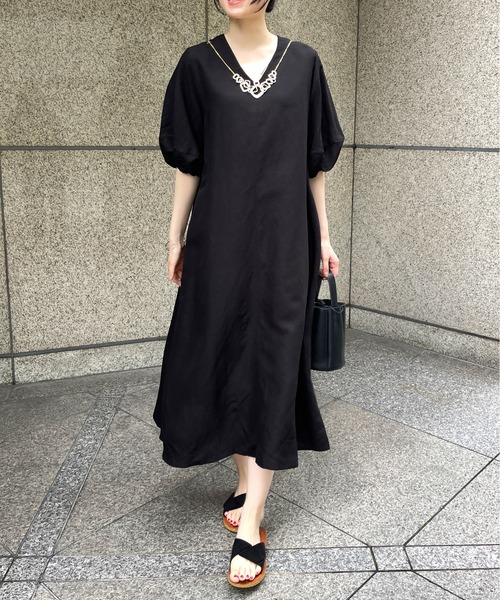 StyleSea（スタイルシー）の「【リネン混】パフスリーブフレアロングワンピース（ワンピース・レディース・ブラック/カーキ/ライトブルー/ブルー/ライトブラウン/グリーン/ブラウン/ネイビー/ラベンダー/アイボリー・FREE）」の3枚目の写真