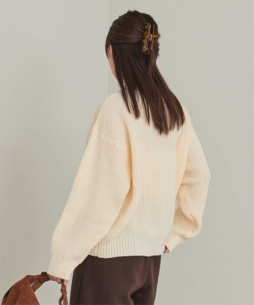 miette(ミエット)の「シャギーポケットオーバーサイズニット(ニット/セーター・レディース・ブラック/アイボリー/グレー/ベージュ・FREE)」の8枚目の写真