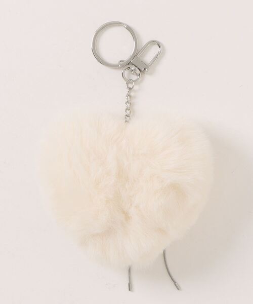 LILY BROWN（リリーブラウン）の「ハートリボンファーチャーム（キーホルダー・レディース・ホワイト/ピンク/グレー/ブラック・FREE）」の5枚目の写真