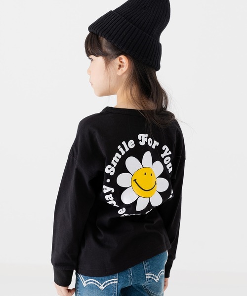 chil2（チルツー）の「スマイリーフェイス 長袖Tシャツ（Tシャツ/カットソー・キッズ・C/D/E/F/A/B・80ｃｍ/90cm/100cm/110cm/120cm/130cm/140cm）」の4枚目の写真