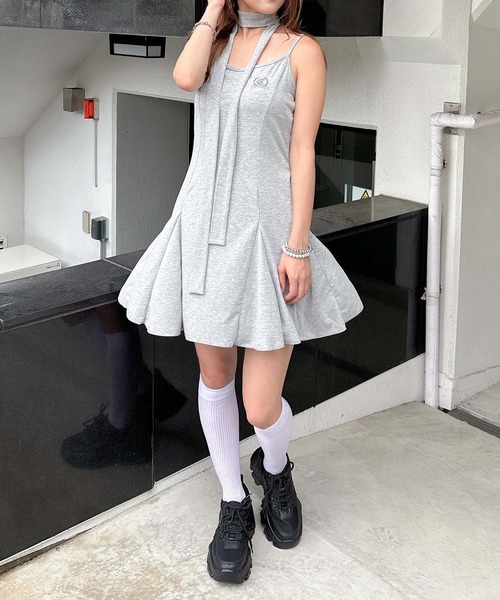 ENVYM（アンビー）の「ヘムメローキャミワンピ（ワンピース・レディース・グレー/ブラック/ブラウン・FREE）」の5枚目の写真