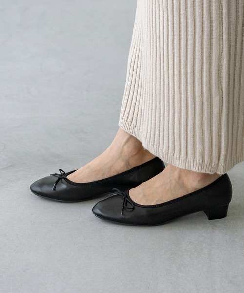 welleg（ウェレッグ）の「ふわカル ラウンドトゥ ローヒール バレエシューズ（バレエシューズ・レディース・ブラック系その他/ブラック/グレイッシュベージュ/レッド・21.5cm/22.0cm/22.5cm/23.0cm/23.5cm/24.0cm/24.5cm/25.0cm/25.5cm/26.0cm）」の7枚目の写真