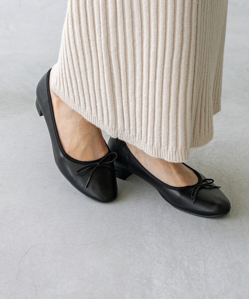 welleg（ウェレッグ）の「ふわカル ラウンドトゥ ローヒール バレエシューズ（バレエシューズ・レディース・ブラック系その他/ブラック/グレイッシュベージュ/レッド・21.5cm/22.0cm/22.5cm/23.0cm/23.5cm/24.0cm/24.5cm/25.0cm/25.5cm/26.0cm）」の12枚目の写真