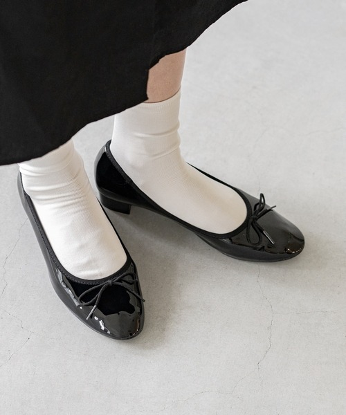 welleg（ウェレッグ）の「ふわカル ラウンドトゥ ローヒール バレエシューズ（バレエシューズ・レディース・ブラック系その他/ブラック/グレイッシュベージュ/レッド・21.5cm/22.0cm/22.5cm/23.0cm/23.5cm/24.0cm/24.5cm/25.0cm/25.5cm/26.0cm）」の16枚目の写真