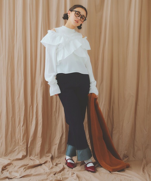 KOBE LETTUCE（コウベレタス）の「マルチウェイクロスフリルブラウス（シャツ/ブラウス・レディース・オフホワイト/ブラウン系/ブラック・M）」の14枚目の写真