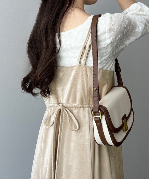 JUNOAH（ジュノア）の「べロアフレアキャミワンピース（ワンピース・レディース・ブラック/ブラウン/アイボリー・MEDIUM/LARGE/X-LARGE）」の12枚目の写真