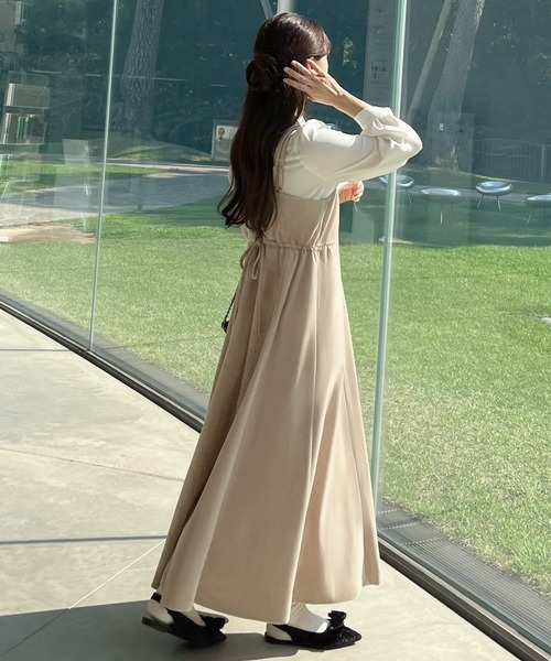 JUNOAH（ジュノア）の「べロアフレアキャミワンピース（ワンピース・レディース・ブラック/ブラウン/アイボリー・MEDIUM/LARGE/X-LARGE）」の13枚目の写真