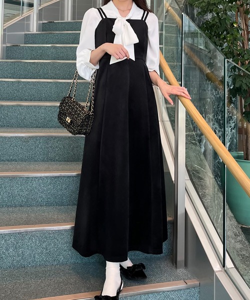 JUNOAH（ジュノア）の「べロアフレアキャミワンピース（ワンピース・レディース・ブラック/ブラウン/アイボリー・MEDIUM/LARGE/X-LARGE）」の20枚目の写真