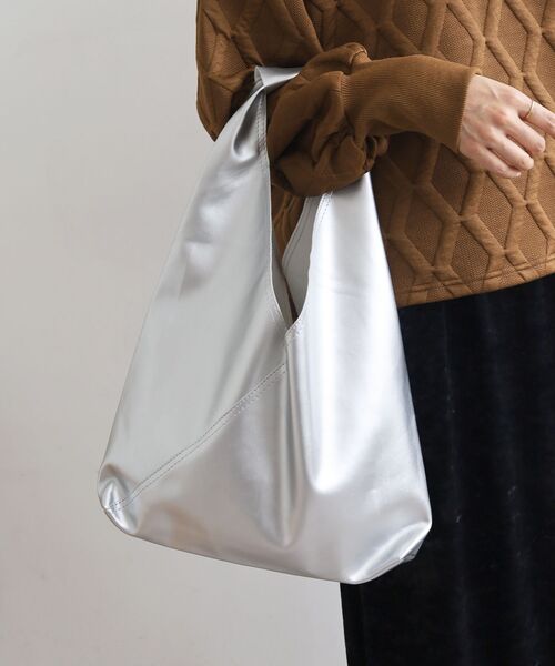 le.coeur blanc（ルクールブラン）の「メタリックワンショルバッグ（トートバッグ・レディース・ブラック/シルバー/ゴールド・FREE）」の15枚目の写真