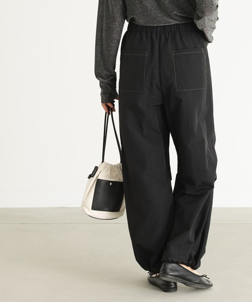 n'OrLABEL(ノアールレーベル)の「『ナイロンパラシュートパンツ』(カーゴパンツ・レディース・オレンジ/グレー/ブラック・2/1)」の16枚目の写真