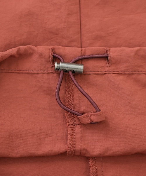 n'OrLABEL(ノアールレーベル)の「『ナイロンパラシュートパンツ』(カーゴパンツ・レディース・オレンジ/グレー/ブラック・2/1)」の6枚目の写真