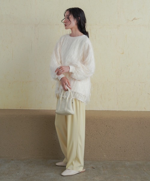 Bab(バブ)の「シアーシャギーレイヤードスウェットトップス(スウェット・レディース・アイボリー/ブラック/グレイッシュベージュ/ブルー・FREE)」の6枚目の写真