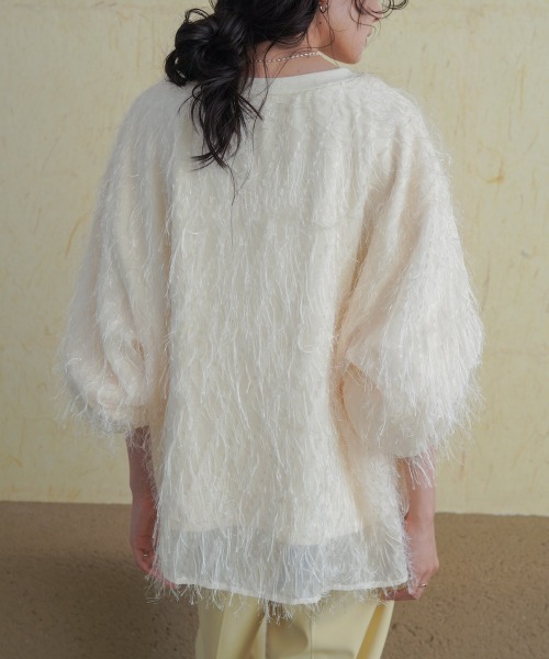 Bab(バブ)の「シアーシャギーレイヤードスウェットトップス(スウェット・レディース・アイボリー/ブラック/グレイッシュベージュ/ブルー・FREE)」の8枚目の写真