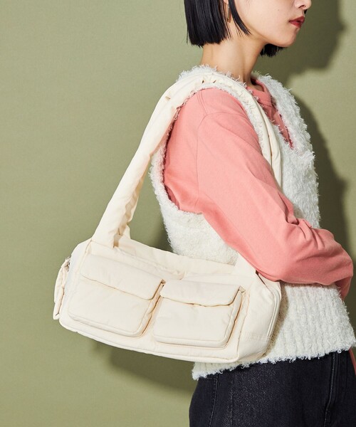 CITEN（シテン）の「＜CITEN＞ダブルポケットパファーバッグ（ショルダーバッグ・レディース・ブラック/オフホワイト/グレー・FREE）」の19枚目の写真