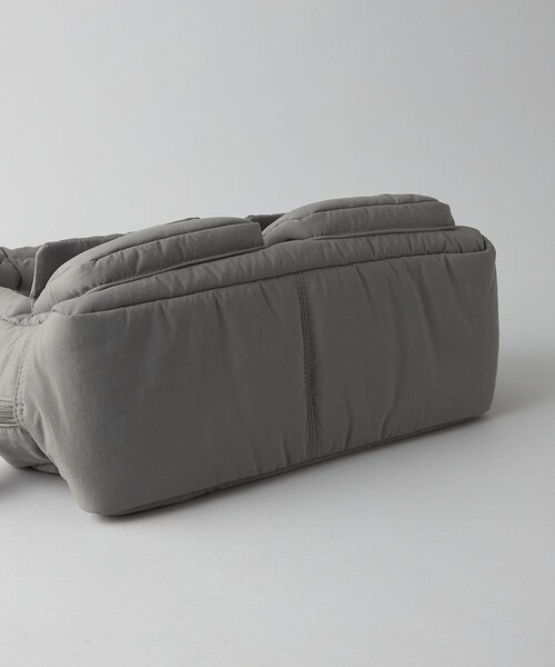 CITEN（シテン）の「＜CITEN＞ダブルポケットパファーバッグ（ショルダーバッグ・レディース・ブラック/オフホワイト/グレー・FREE）」の4枚目の写真