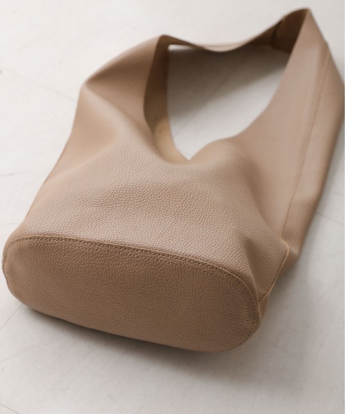 Bou Jeloud(ブージュルード)の「ホーボーBAG(ハンドバッグ・レディース・ベージュ/ブラック/シルバー・ONESIZE)」の10枚目の写真