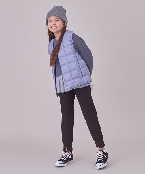 UNFILO（アンフィーロ）の「【120-150cm】TAION Vネックベスト(UNISEX)（ダウンベスト・キッズ・スモーキーグリーン系/ライラック系/カーキ系/ブラック系/ライトグレー系・120/130/140/150）」の9枚目の写真