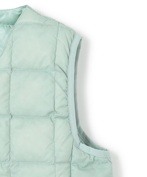 UNFILO（アンフィーロ）の「【120-150cm】TAION Vネックベスト(UNISEX)（ダウンベスト・キッズ・スモーキーグリーン系/ライラック系/カーキ系/ブラック系/ライトグレー系・120/130/140/150）」の19枚目の写真