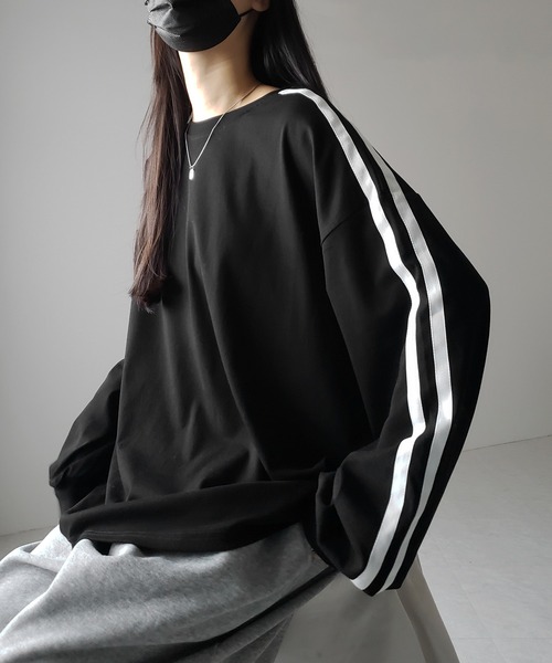 me+em select(ミームセレクト)の「【 2color 】サイドラインビッグTシャツ / side line BIG Tee(Tシャツ/カットソー・レディース・ホワイト/ブラック・FREE)」の5枚目の写真