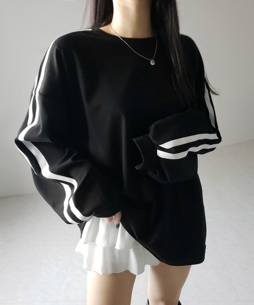 me+em select(ミームセレクト)の「【 2color 】サイドラインビッグTシャツ / side line BIG Tee(Tシャツ/カットソー・レディース・ホワイト/ブラック・FREE)」の11枚目の写真