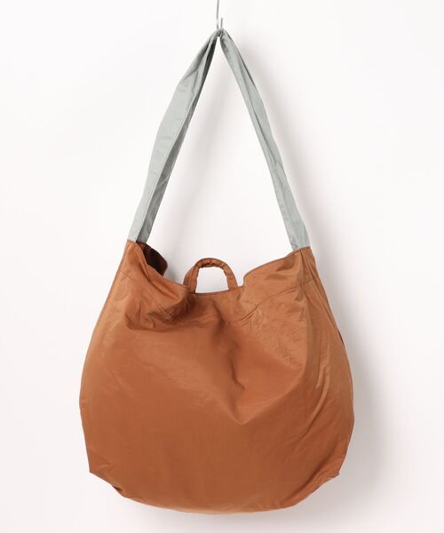 EARTH MADE（アースメイド）の「C/RIPSTOP 2WAY TOTE（ショルダーバッグ・レディース・グリーン/ブラウン/ベージュ/イエロー/ライトベージュ/ブラック/チャコールグレー・FREE）」の14枚目の写真