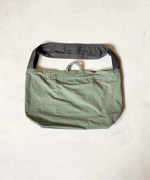 EARTH MADE（アースメイド）の「C/RIPSTOP 2WAY TOTE（ショルダーバッグ・レディース・グリーン/ブラウン/ベージュ/イエロー/ライトベージュ/ブラック/チャコールグレー・FREE）」の11枚目の写真