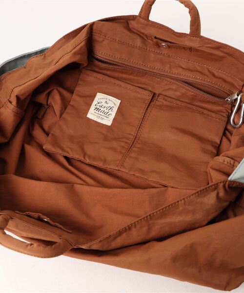 EARTH MADE（アースメイド）の「C/RIPSTOP 2WAY TOTE（ショルダーバッグ・レディース・グリーン/ブラウン/ベージュ/イエロー/ライトベージュ/ブラック/チャコールグレー・FREE）」の8枚目の写真