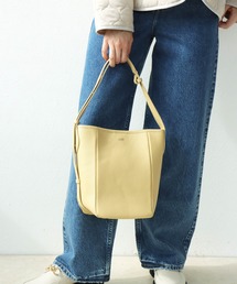 Jines | カウレザーバケツ型ワンショルダーバッグ【BEAURE/ヴュレ】(ショルダーバッグ)