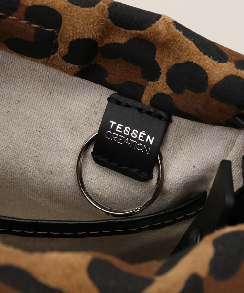 Spick & Span(スピックアンドスパン)の「TESSEN CREATION / テッセンクリエーション BASIC POUCH S PATTERNED(ショルダーバッグ・レディース・ブラウン/ホワイト・FREE)」の16枚目の写真