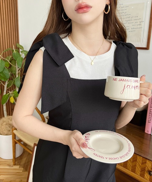 moment+(モーメントプラス)の「ショルダーリボンサロペット(サロペット/オーバーオール・レディース・グレイッシュベージュ/ブラック/ブルー/チャコールグレー・M)」の5枚目の写真