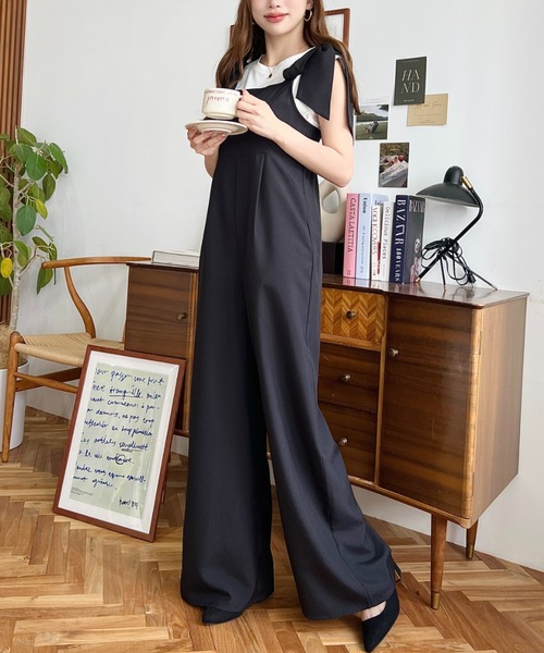 moment+(モーメントプラス)の「ショルダーリボンサロペット(サロペット/オーバーオール・レディース・グレイッシュベージュ/ブラック/ブルー/チャコールグレー・M)」の6枚目の写真