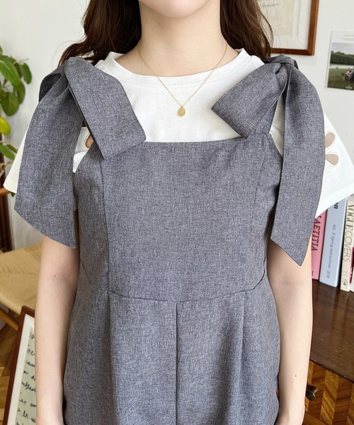 moment+(モーメントプラス)の「ショルダーリボンサロペット(サロペット/オーバーオール・レディース・グレイッシュベージュ/ブラック/ブルー/チャコールグレー・M)」の16枚目の写真