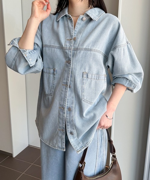 RANAN（ラナン）の「デニム素材オーバーサイズシャツ（シャツ/ブラウス・レディース・ネイビー/ライトブルー・M/L/LL）」の10枚目の写真