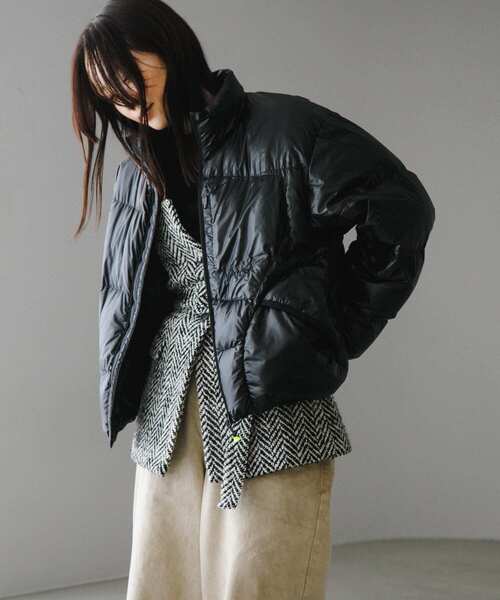 NANGA(ナンガ)の「『別注』野尻美穂×NANGA×DOORS DOWN JACKET(ダウンジャケット/コート・レディース・ベージュ/ブラック・ONE)」の3枚目の写真