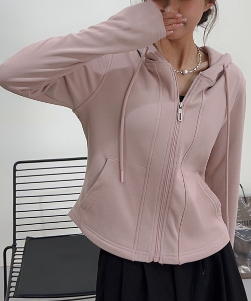 aimoha（アイモハ）の「裏起毛フルジップショートパーカー (AW)（パーカー・レディース・ピンク/ダークグレー/ベージュ/ブラック・MEDIUM/LARGE）」の10枚目の写真