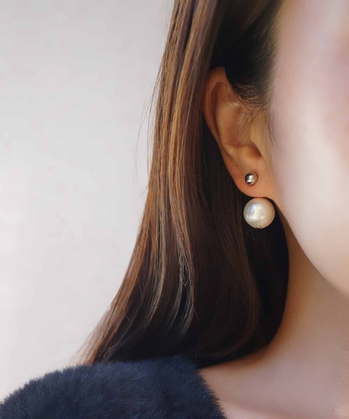 CERCA(チェルカ)の「saran jewelry/2way パール ピアス(ピアス(両耳用)・レディース・ゴールド/シルバー・FREE)」の2枚目の写真