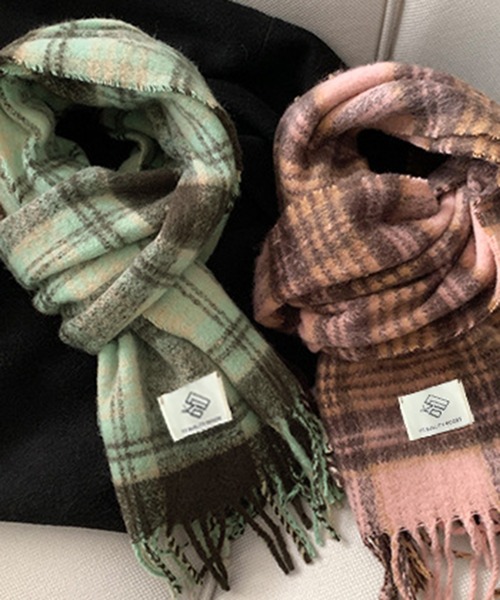 Bifrost（ビフレスト）の「ウールライクチェック柄フリンジマフラー