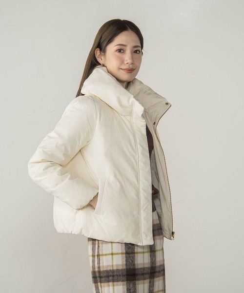 ketty（ケティ）の「マイクロタフタダウンジャケット（ダウンジャケット/コート・レディース・ブラック/ライトグレー/ベージュ/オフホワイト・M）」の2枚目の写真