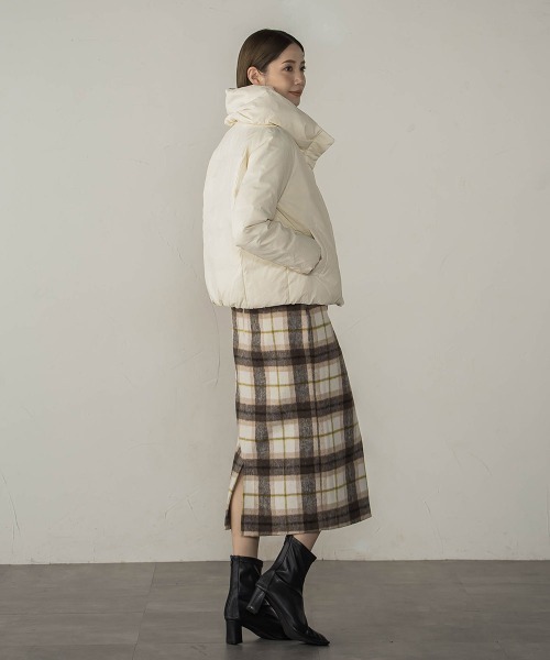 ketty（ケティ）の「マイクロタフタダウンジャケット（ダウンジャケット/コート・レディース・ブラック/ライトグレー/ベージュ/オフホワイト・M）」の9枚目の写真