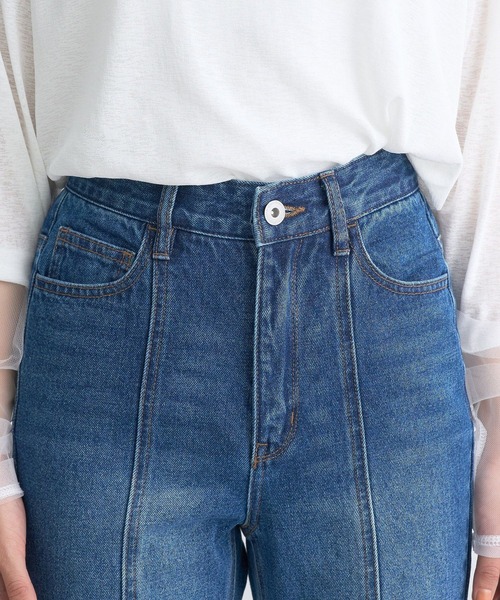 earth music&ecology（アースミュージックアンドエコロジー）の「フロントシームセミフレアデニムパンツ（デニムパンツ・レディース・ブルー系その他/ライトインディゴブルー・S/L/M）」の14枚目の写真