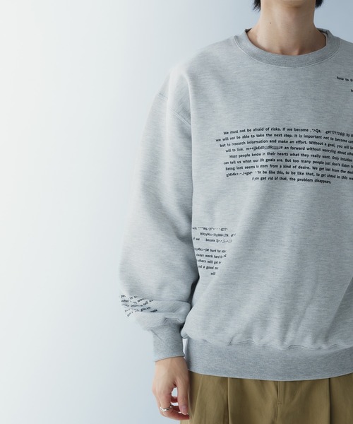 Adoon plain（アドーンプレーン）の「RANDOM LOGO SWEAT PULLOVER / ランダムロゴスウェットプルオーバー（スウェット・メンズ・杢グレー/ブラック・MEDIUM/LARGE）」の17枚目の写真