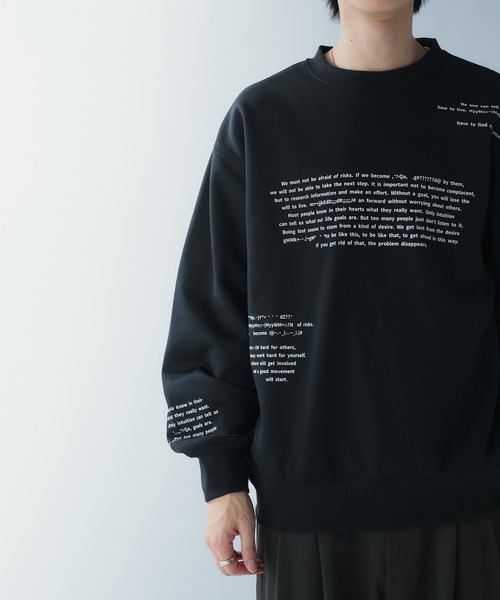 Adoon plain（アドーンプレーン）の「RANDOM LOGO SWEAT PULLOVER / ランダムロゴスウェットプルオーバー（スウェット・メンズ・杢グレー/ブラック・MEDIUM/LARGE）」の5枚目の写真