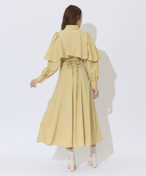 AND COUTURE(アンドクチュール)の「ケープフリルシャツワンピース(ワンピース・レディース・イエロー/ベージュ/チャコールグレー・FREE)」の10枚目の写真