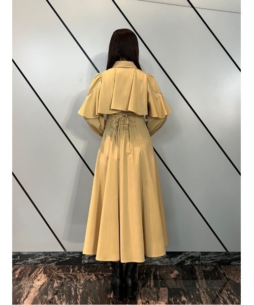AND COUTURE(アンドクチュール)の「ケープフリルシャツワンピース(ワンピース・レディース・イエロー/ベージュ/チャコールグレー・FREE)」の22枚目の写真
