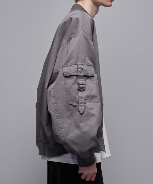 Loose/ルース（ルース）の「コットンドレープ ヴィンテージライクコードデザインMA1（ブルゾン・メンズ・グレー/ブラック・M/S/XS/L）」の11枚目の写真