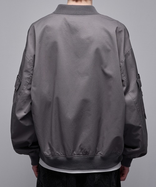 Loose/ルース（ルース）の「コットンドレープ ヴィンテージライクコードデザインMA1（ブルゾン・メンズ・グレー/ブラック・M/S/XS/L）」の12枚目の写真