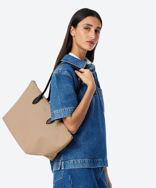 LACOSTE（ラコステ）の「ラコステアテナ トートバッグ（トートバッグ・レディース・ブラック/ベージュ・FREE）」の15枚目の写真